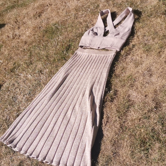 Wilfred Tan Crop Top - Picture 4 of 13